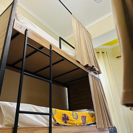 Sweet Home Hostel Bishkek Ngoại thất bức ảnh