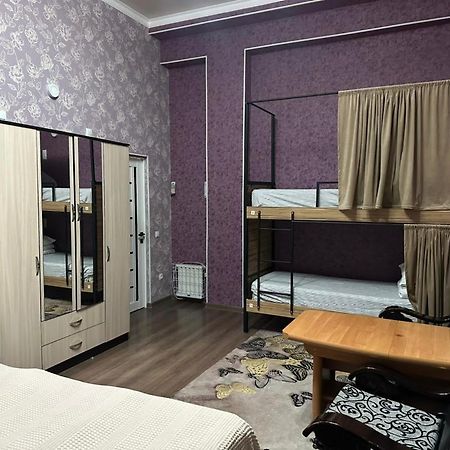 Sweet Home Hostel Bishkek Ngoại thất bức ảnh