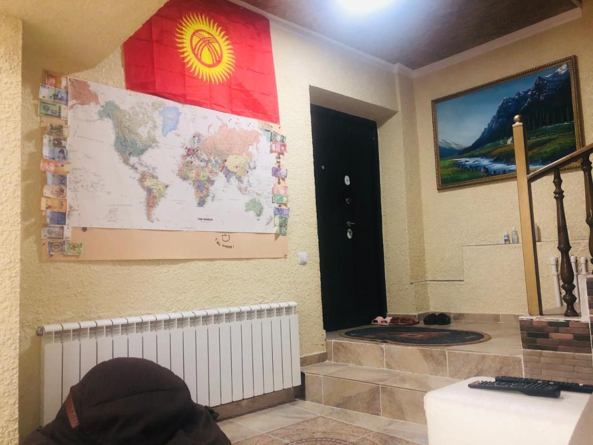 Sweet Home Hostel Bishkek Ngoại thất bức ảnh