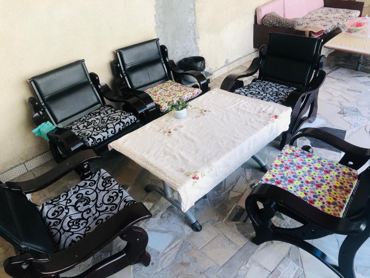Sweet Home Hostel Bishkek Ngoại thất bức ảnh