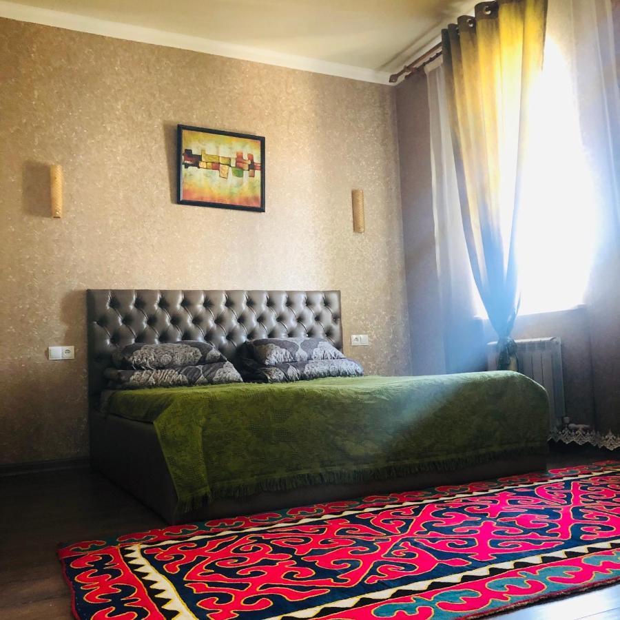 Sweet Home Hostel Bishkek Ngoại thất bức ảnh