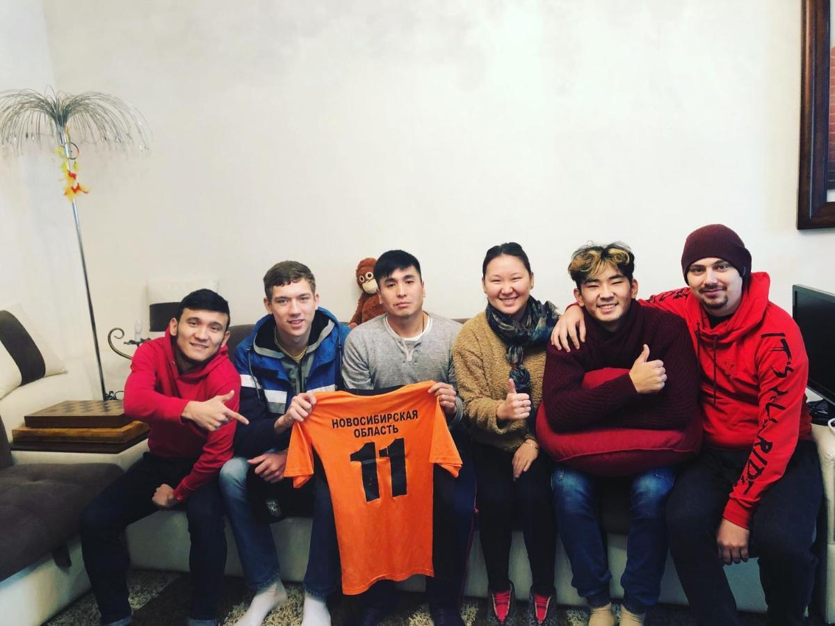 Sweet Home Hostel Bishkek Ngoại thất bức ảnh