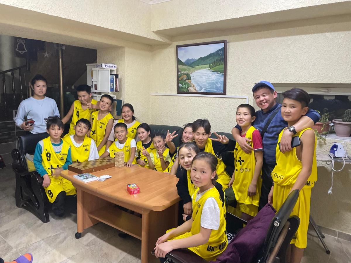 Sweet Home Hostel Bishkek Ngoại thất bức ảnh
