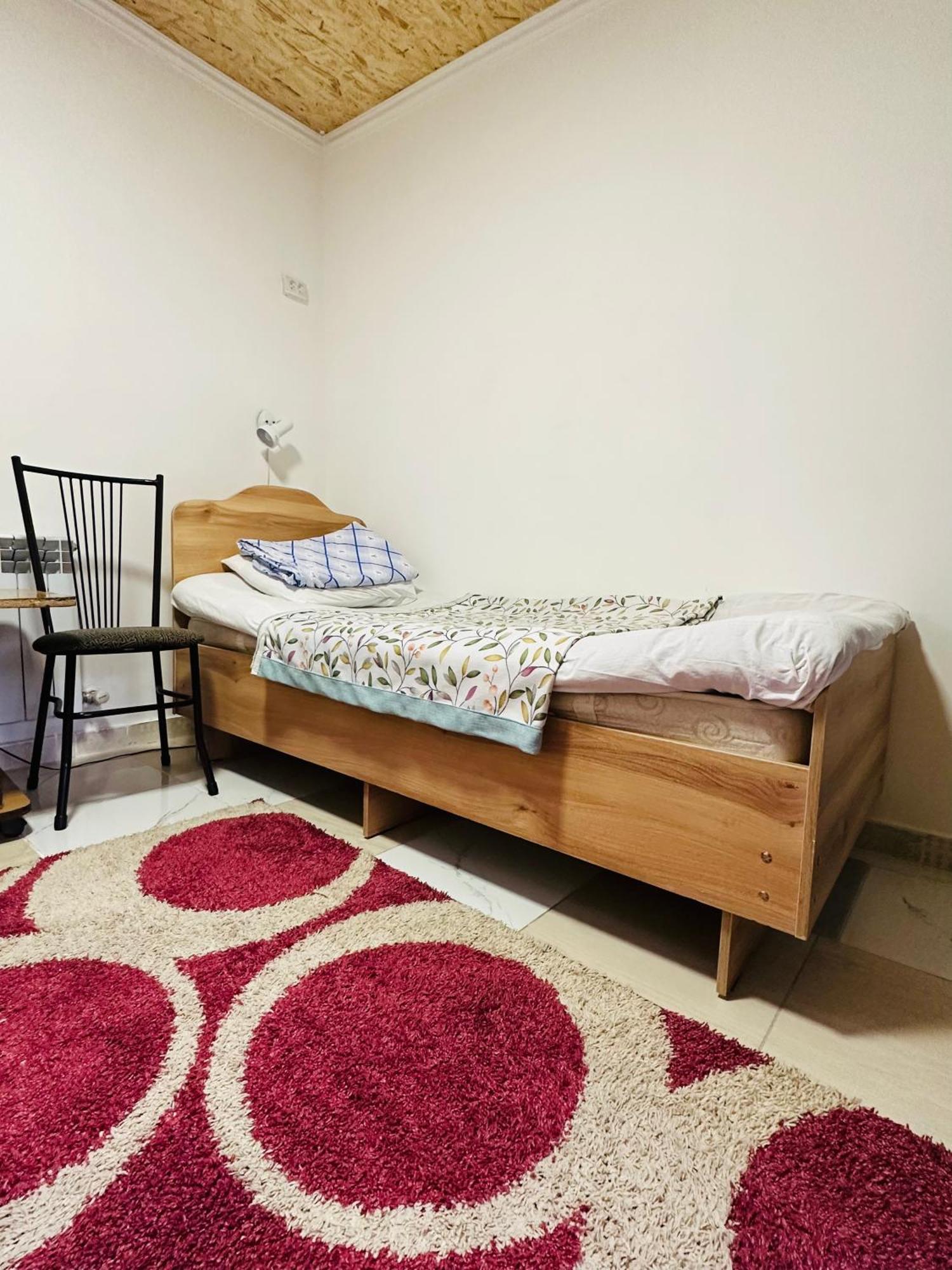 Sweet Home Hostel Bishkek Ngoại thất bức ảnh