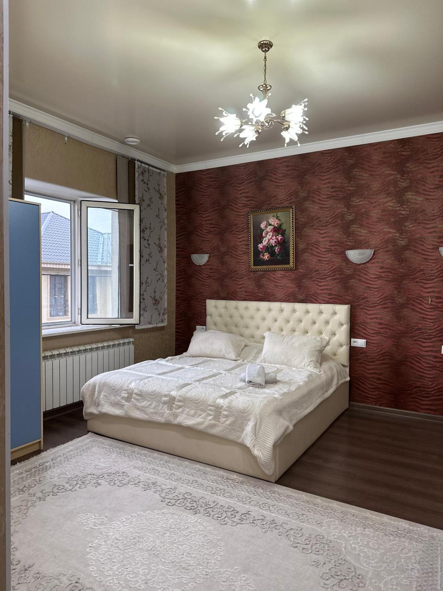 Sweet Home Hostel Bishkek Ngoại thất bức ảnh