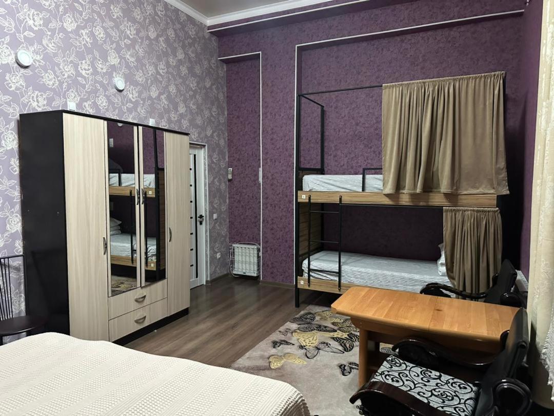 Sweet Home Hostel Bishkek Ngoại thất bức ảnh