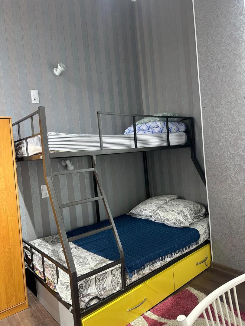 Sweet Home Hostel Bishkek Ngoại thất bức ảnh